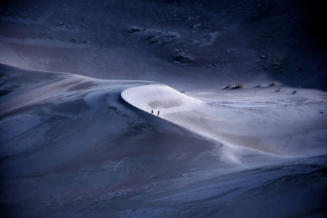 Thung lũng Chết dưới ánh trăng. (Nguồn: NatGeo)