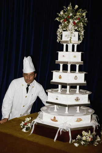 Bánh cưới của Công nương Diana có giá 40.000 USD