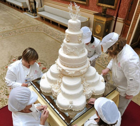 Bánh cưới của Hoàng tử William và Công nương Kate Middleton trị giá 78.000 USD