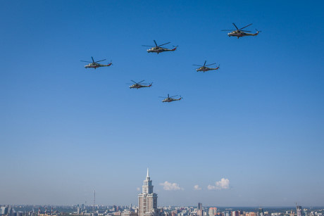 Đến năm 2012, phi đội này quyết định đổi sang sử dụng toàn bộ 6 trực thăng tấn công Mi-28.