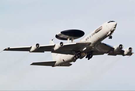 Được Boeing phát triển từ năm 1970, E-3 Sentry thực hiện chuyến bay đầu tiên vào năm 1976.