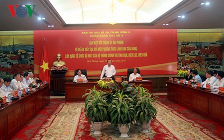 Phó Thủ tướng Thường trực Trương Hòa Bình phát biểu chỉ đạo tại buổi làm việc với Hải Phòng.
