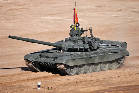 Theo thông báo của Bộ Quốc phòng Nga, phiên bản mới nhất của dòng xe tăng chiến đấu chủ lực T-72B3M sẽ tham gia vào buổi lễ duyệt binh mừng Ngày Chiến thắng diễn ra vào ngày 9/5 tới tại Quảng trường Đỏ.