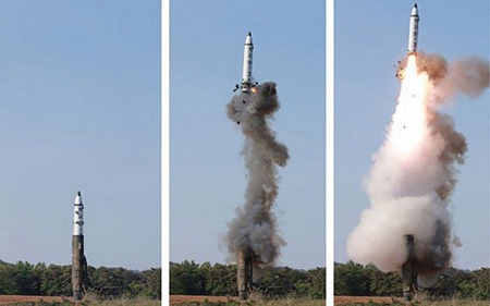 Triều Tiên phóng thử tên lửa đạn đạo Pukguksong-2 vào ngày 21/5. Ảnh: Rodong Sinmun.