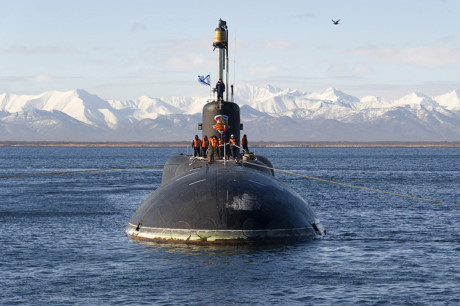 Tàu ngầm mang tên lửa đạn đạo K-550 Alexander Nevsky.