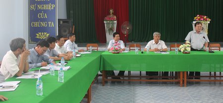 Ông Nguyễn Văn Quang lưu ý các sở, ngành quan tâm hỗ trợ, điều tiết ngân sách để xã Hòa Hiệp về đích NTM theo lộ trình.