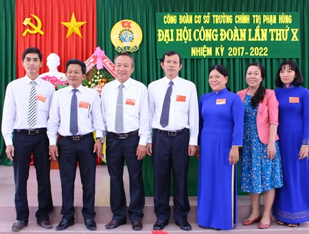 BCH Công đoàn Trường Chính trị Phạm Hùng nhiệm kỳ mới ra mắt đại hội