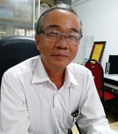 Thầy Phạm Văn Hồng- Phó Giám đốc Sở GD- ĐT, Trưởng Ban In sao.