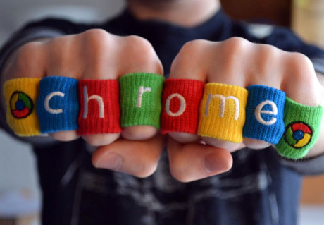 Google Chrome ra mắt ngày 1/9/2008 cùng với lời mô tả cuốn hút của CEO Sundar Pichai:“Giống với trang Google truyền thống, Chrome nhanh và sạch sẽ, đưa bạn tới nơi bạn muốn tới mà không cần dùng những cách đi thông thường”.