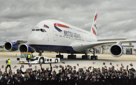 Khách đi từ New York đến London trên chuyến bay của BRITISH AIRWAYS phải trả 6.600 USD