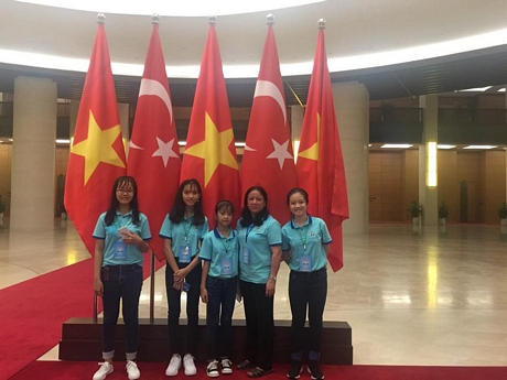 Đoàn Vĩnh Long tham dự diễn đàn trẻ em lần 5 năm 2017.