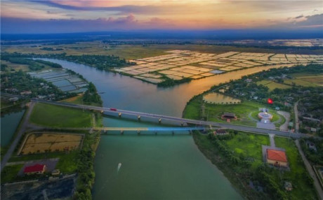 Cầu Hiền Lương của Nguyễn Minh Tân (TP.HCM)