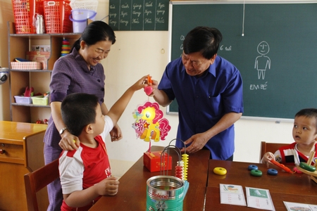 Trung tâm Hỗ trợ phát triển giáo dục hòa nhập trẻ khuyết tật tỉnh Vĩnh Long hướng đến hỗ trợ cho các bé hòa nhập cộng đồng.