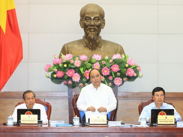 Thủ tướng Nguyễn Xuân Phúc chủ trì phiên họp Chính phủ thường kỳ tháng 9 năm 2017. (Ảnh: Thống Nhất/TTXVN)