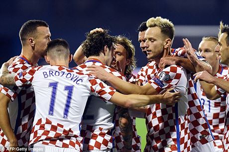 Croatia đã giành chiến thắng thuyết phục trước Hy Lạp. Với kết quả này, Luka Modric và các đồng đội coi như đặt 1 chân dự VCK World Cup 2018 (Ảnh: Getty).