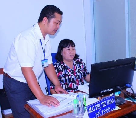 Duy Linh sẵn sàng hỗ trợ, chia sẻ kinh nghiệm về công nghệ thông tin cho đồng nghiệp.