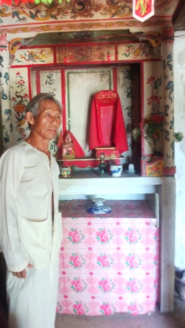 Ông Phạm Quang Tĩnh, hậu duệ đời thứ 5 trông coi nhà thờ Phạm Quang Ảnh