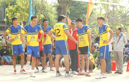 Niềm vui chiến thắng của đội Long Mỹ (Mang Thít) sau khi thắng đội Tường Lộc (Tam Bình) 2-0, giành chức vô địch mùa giải 2014.