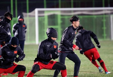 U23 Việt Nam gồng mình tập luyện dưới cái lạnh tại Côn Sơn. (Nguồn: vff.org.vn)