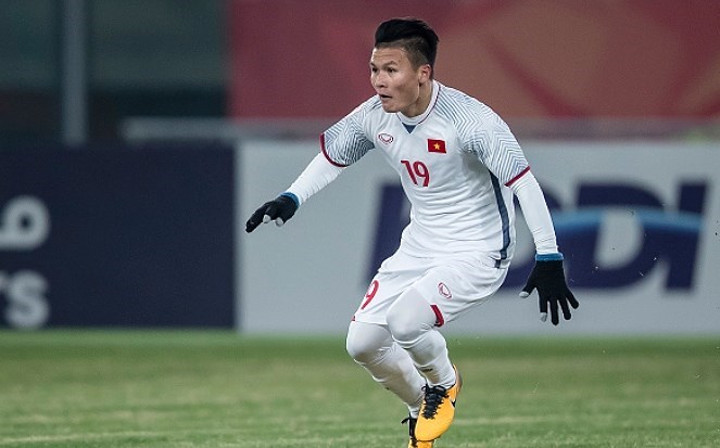 Quang Hải sút tung lưới U23 Hàn Quốc bằng một siêu phẩm.