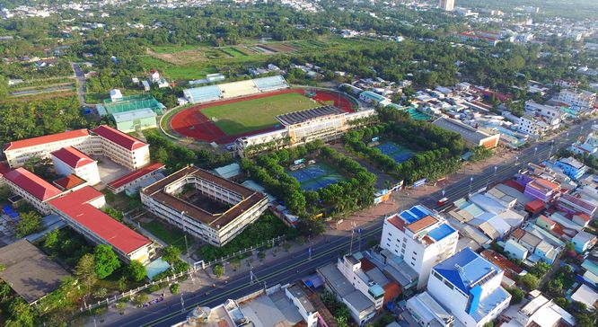 Sân vận động Vĩnh Long xưa và nay là Trung tâm Thể dục- Thể thao tỉnh