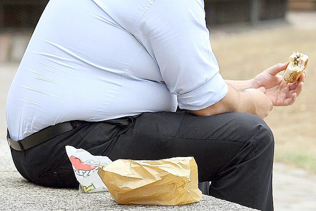 Anh báo động về tình trạng thừa cân và béo phì ở cả người lớn và trẻ em. Ảnh: newsoneplace.com