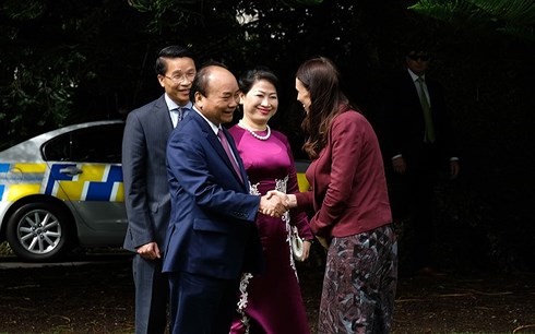 Thủ tướng New Zealand Jacinda Ardern đón Thủ tướng Nguyễn Xuân Phúc