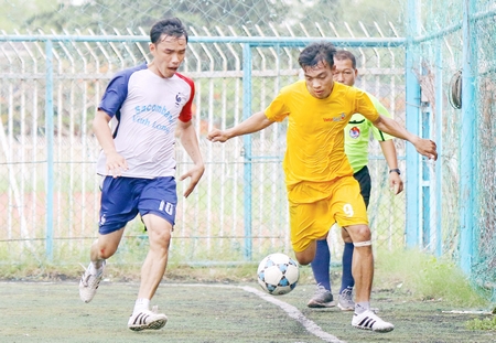  Đội bóng đá Vietinbank từng vô địch tại hội thao ngành ngân hàng Vĩnh Long 2017.