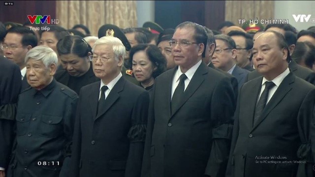 Các đồng chí lãnh đạo, nguyên lãnh đạo Đảng, Nhà nước viếng cố Thủ tướng Phan Văn Khải.