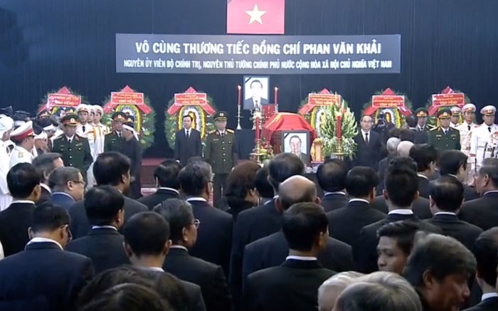 7h30 sáng nay (22/3), tại Hội trường Thống Nhất, TP HCM đã diễn ra Lễ truy điệu nguyên Thủ tướng Phan Văn Khải.