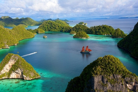 Java - hòn đảo đông dân nhất thế giới - Ảnh: Getty Images