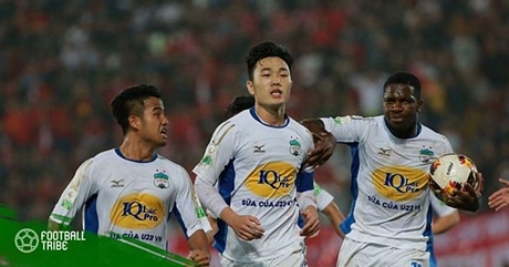 Lương Xuân Trường (giữa) đóng vai trò quan trọng trong tại Hoàng Anh Gia Lai. (Nguồn: football-tribe.com)