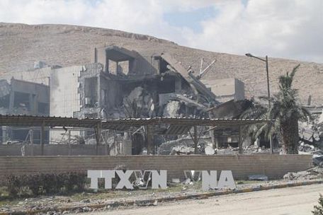 Trung tâm nghiên cứu khoa học Syria bị phá hủy sau vụ tấn công của Mỹ, Anh, Pháp ngày 14/4. Ảnh: THX/TTXVN