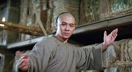 Năm 1982, Lý Liên Kiệt đã mang võ thuật Thiếu Lâm tự lên màn ảnh trong series phim cùng tên - Ảnh: BAIDU