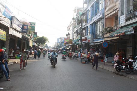Chợ Cái Vồn- một góc nhộn nhịp giao thương của đô thị Bình Minh.