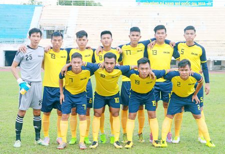 Mùa giải 2018, đội Vĩnh Long trở lại màu áo vàng của ngày nào.