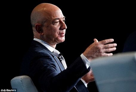 Jeff Bezos, ông chủ của tập đoàn thương mại trực tuyến khổng lồ Amazon. (Nguồn: Reuters)