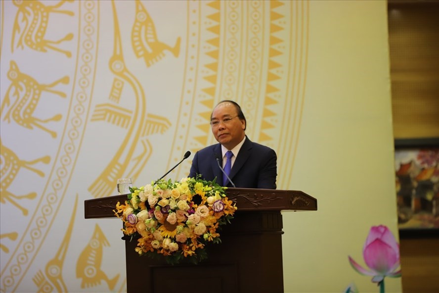 Thủ tướng Nguyễn Xuân Phúc phát biểu tại buổi gặp mặt kỉ niệm ngày Báo chí cách mạng Việt Nam. Ảnh: Anh Hào