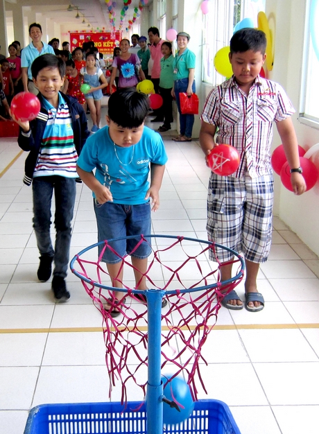 Tổ chức các hoạt động vui chơi giải trí cho trẻ em
