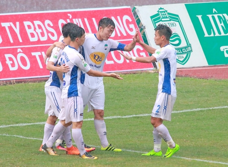CLB Hoàng Anh Gia Lai là đội bóng có quân số đông nhất, được HLV Park Hang Seo đã triệu tập lần này.