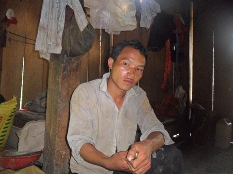 Anh Sửu kể về những phong tục lâu đời của người Mông ở Tà Xi Láng.