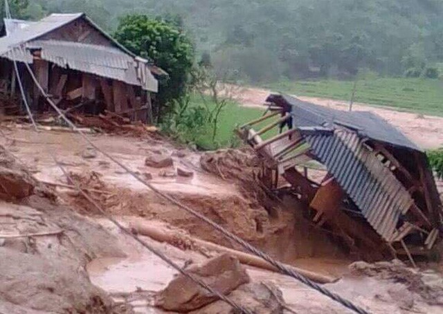 Huyện Mường Lát bị mất thông tin liên lạc suốt 5 ngày trong đợt mưa lũ vừa qua (Ảnh: Phương Thúy)