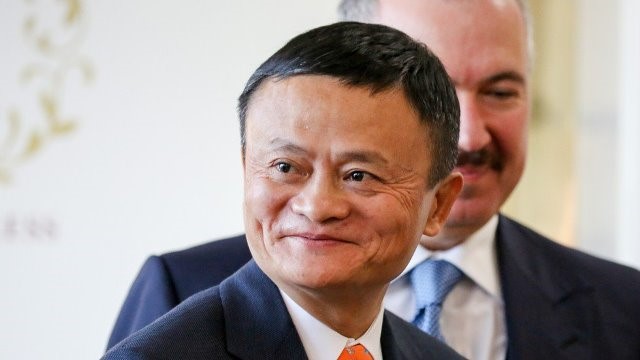 Tỷ phú Jack Ma khiến thế dư luận bất ngờ vì quyết định nghỉ hưu. Ảnh: SCMP