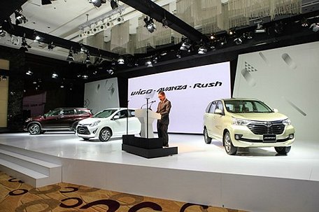 Việc ra mắt 3 mẫu xe giá rẻ của Toyota sẽ giúp khách hàng thêm lựa chọn.