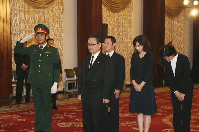 Đoàn tổng lãnh sự quán Nhật Bản viếng Chủ tịch nước Trần Đại Quang.