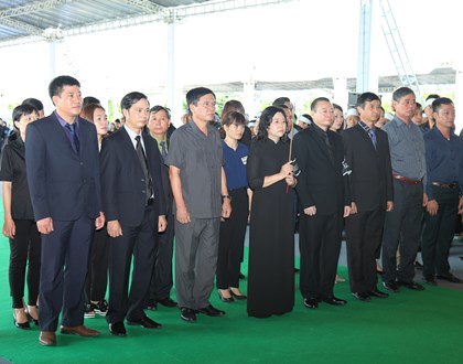 Đoàn đại biểu HĐND tỉnh viếng Chủ tịch nước