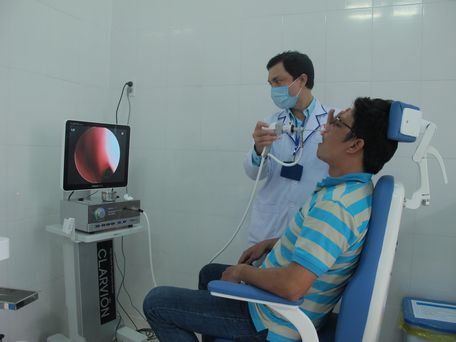 Bệnh nhân đến khám bệnh viêm mũi xoang tại Bệnh viện Đa khoa Triều An- Loan Trâm.
