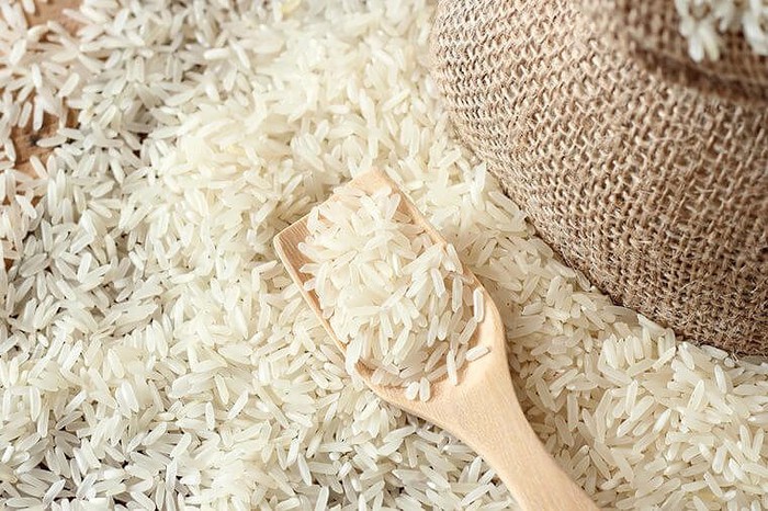 Gạo: Theo các nhà khoa học, điều kiện tiên quyết đó là nhiệt độ môi trường phải nhỏ hơn 4,5 độ C và gạo phải được để trong hũ thủy tinh, hộp nhựa chuyên dụng, kín. Nếu có được điều kiện này, gạo có thể được bảo quản tốt hơn trong 30 năm mà không có sự hao hụt đáng kể về hương vị, giá trị dinh dưỡng.