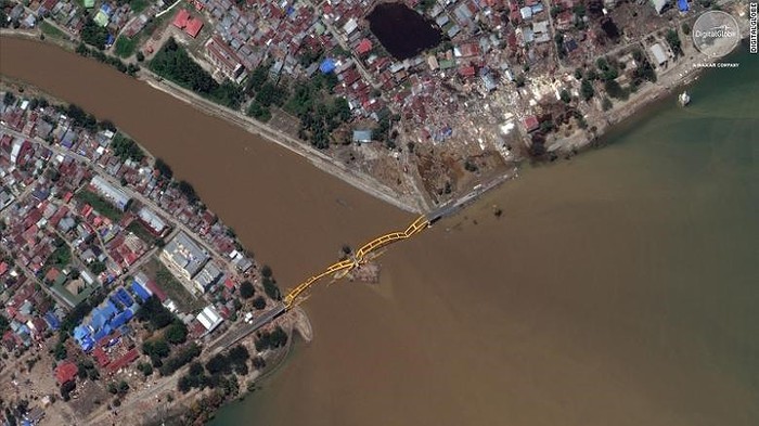 Tuy nhiên, sau đó, cây cầu này đã đứt gãy và có nhiều phần sập xuống sau thảm họa động đất, sóng thần ở Indonesia ngày 28/9.