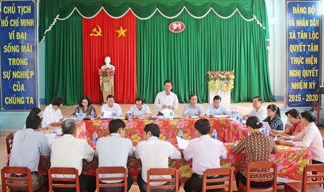 Đoàn giám sát làm việc tại xã Tân Lộc